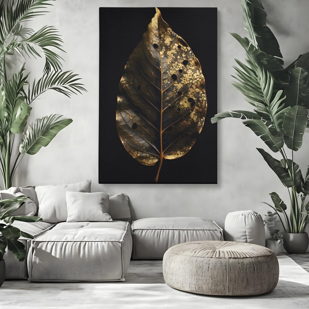 Tablou canvas cu tablou canvas cu frunza aurie pe fundal negru, fara rama, pe sasiu de lemn, pe perete intr-un living